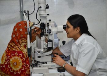 दृष्टी’दोष दूर करणारे ‘कांताई नेत्रालय’