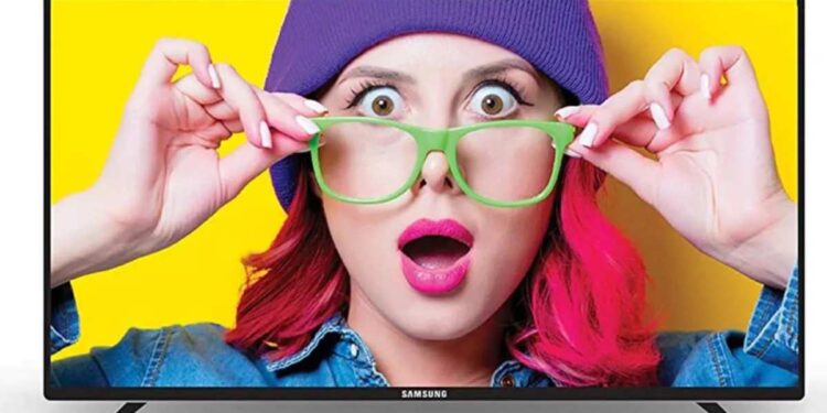 फ्लिपकार्टवर ३२ इंचाचा सॅमसंग स्मार्ट टीव्ही ५ हजारांपेक्षा कमी किमतीत मिळेल, कसे जाणून घ्या?