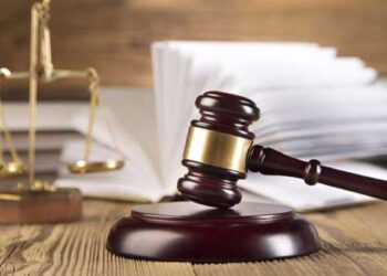 पत्नीच्या खून केल्याप्रकरणी पतीस जन्मपेठेची शिक्षा