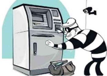 जामनेरात बँकेचे एटीएम गॅस कटरने कापून १३ लाखांची रोकड चोरी