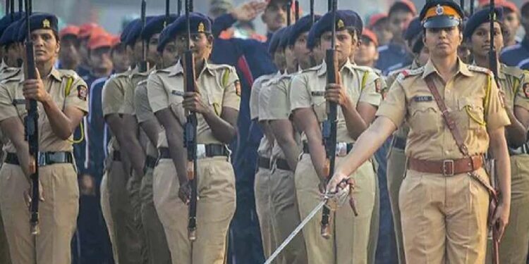 महाराष्ट्रातील महिला पोलीस कर्मचाऱ्यांसाठी गुडन्यूज! आता ड्युटीची वेळ होणार कमी