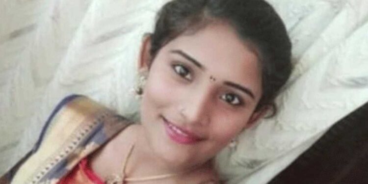 लग्नाच्या तिसऱ्याच दिवशी विवाहितेची विष प्राशन करून आत्महत्या