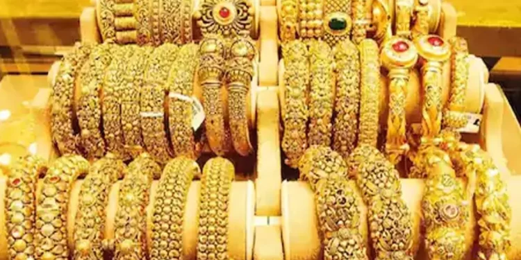 खरेदीदारांसाठी खुशखबर ; सोनं, चांदीचे भाव उतरले..!