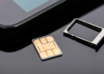 मोबाईल वापरणाऱ्यांनो सावधान! उद्यापर्यंत करा पूर्ण ‘हे’…अन्यथा सिम कार्ड ब्लॉक