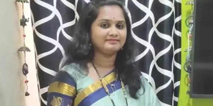 जन्माला आलेल्या बाळाचा चेहरा पाहण्याआधीच मातेचा मृत्यू, जळगावातील घटना