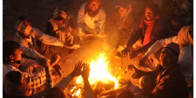 जळगाव जिल्ह्यात थंडीचा कडाका वाढला, गुरुवारपर्यंत थंडीची लाट कायम