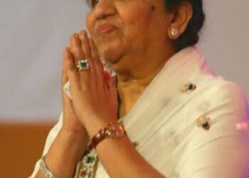 लता मंगेशकर यांचं निधन … युग संपले !