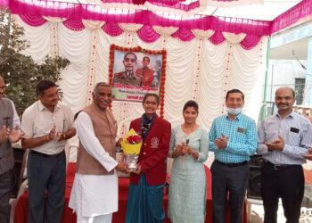 राष्ट्रीय पातळीवर जळगावचे नाव उंचावत मोक्षदा ठरली रोल मॉडेल – डॉ.उल्हास पाटील