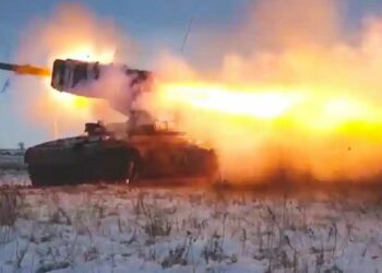 मोठी बातमी ! अखेर रशिया-यूक्रेन युद्ध सुरू; राजधानी कीवमध्ये क्षेपणास्त्रांनी हल्ला