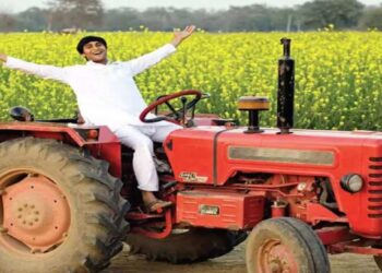 चांगली बातमी! ट्रॅक्टर खरेदीवर सरकार देणार ५०% सबसिडी, जाणून घ्या कसा मिळेल फायदा