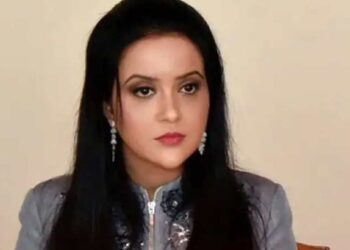 अमृता फडणवीसांबद्दल वादग्रस्त वक्तव्य भोवले, राष्ट्रवादीच्या जिल्हाध्यक्षावर गुन्हा दाखल