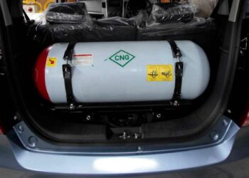 कार चालकांसाठी खुशखबर : ‘या’ वाहनांमध्ये CNG आणि LPG किट बसवण्यास मान्यता, जाणून घ्या