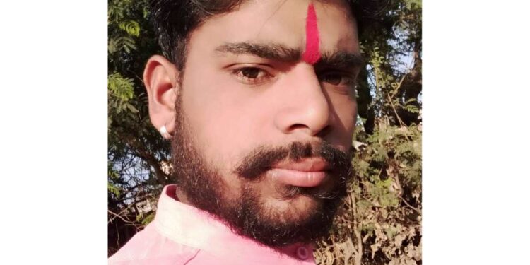 जळगाव : रेल्वेचा धक्का लागल्याने तरुणाचा जागीच मृत्यू