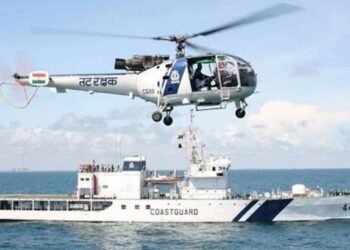 भारतीय तटरक्षक दलात नोकरीची सुवर्णसंधी, पगार २ लाखांपेक्षा जास्त