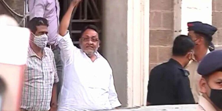मोठी बातमी ! अखेर मंत्री नवाब मलिक यांना ईडीकडून अटक