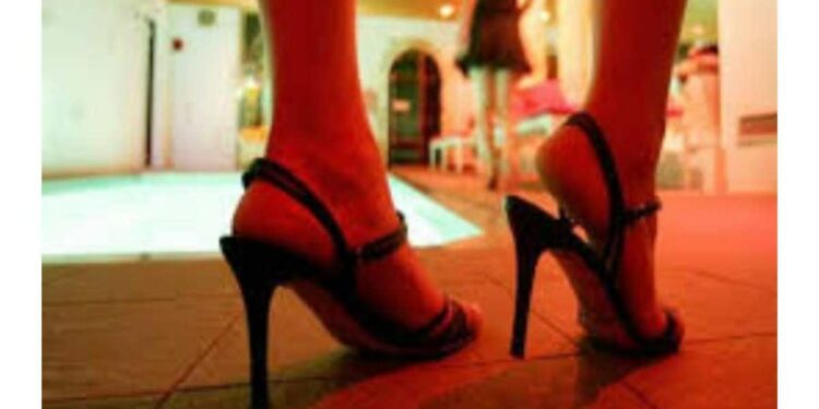 हाय प्रोफाईल सेक्स रॅकेटचा पर्दाफाश, प्रसिद्ध अभिनेत्रीकडून सुरू होता वेश्याव्यवसाय