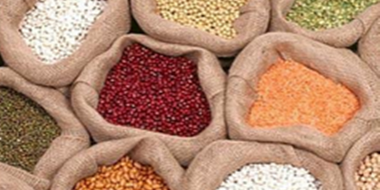 सरकारच्या ‘या’ उपाययोजनांमुळे डाळीच्या दरात मोठी घट