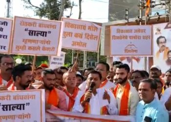 मुख्यमंत्र्यांचा एकेरी उल्लेख करून स्वतःची प्रतिष्ठा वाढविण्याचा प्रयत्न – पाचोरा शिवसेनेकडून तीव्र निषेध
