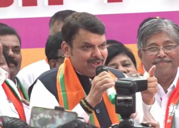 मुंबई महापालिका जिंकण्यासाठी देवेंद्र फडणवीसांनी कार्यकर्त्यांनी दिले ‘हे’ आदेश