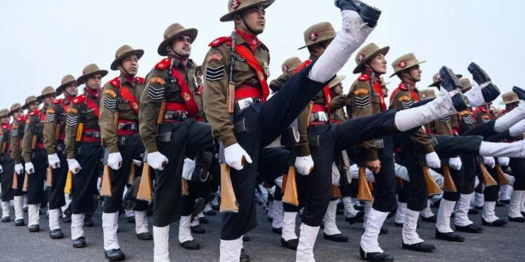 आसाम रायफल्समध्ये 10वी, 12वी उत्तीर्णांसाठी मोठी संधी..परीक्षेशिवाय मिळेल नोकरी