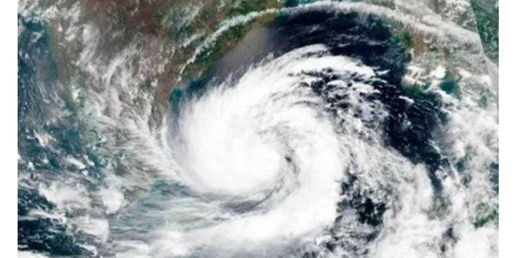 अंदमानमध्ये आज चक्रीवादळ धडकणार? IMD कडून अलर्ट जारी 