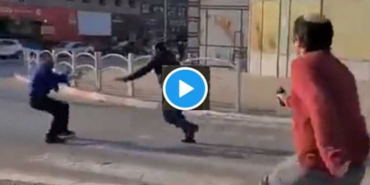 Video ! इस्रायलमध्ये चाकूच्या हल्ल्यात 4 ठार, हल्लेखोराला केले गोळ्या घालून ठार