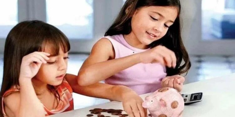 मुलीच्या लग्नाचं टेन्शन घेऊ नका, फक्त 416 रुपयाची गुंतवणूक करून मिळतील 65 लाख