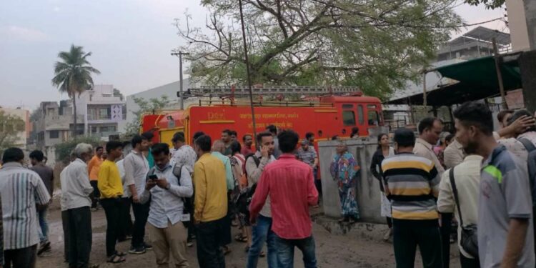 जळगावात गॅस सिलेंडरचा स्फोट : १ ठार, १ गंभीर