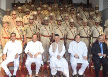 राज्यातील ‘या’ ९७ पोलीस अधिकारी व पोलीस कर्मचाऱ्यांना राष्ट्रपती पोलीस पदके प्रदान