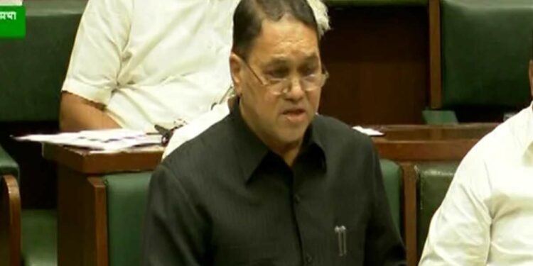 विशेष सरकारी वकील प्रवीण चव्हाणांचा राजीनामा ; दिलीप वळसे पाटील यांची विधानसभेत माहिती