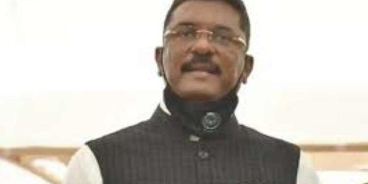 सेनेला ईडीचा दुसरा दणका ! प्रताप सरनाईकांची तब्बल ‘इतक्या’ कोटीची संपत्ती जप्त