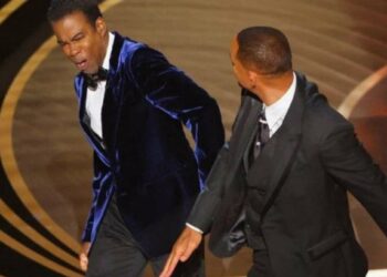 Video ! अन् विल स्मिथने टेस्टजवरच सूत्रसंचालकाच्या कानशिलात लगावली