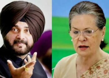 सिद्धूचा राजीनामा, सोनिया गांधींना पत्र लिहून दिली ‘ही’ माहिती