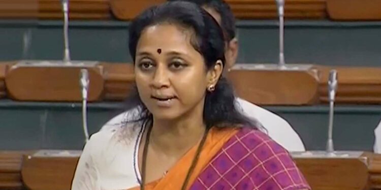 लोकसभेत सुप्रिया सुळे झाल्या आक्रमक, म्हणाल्या आई-बाप काढायचे नाहीत