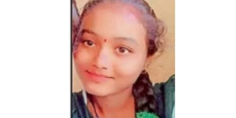 धावत्या रिक्षेतून पडल्याने अकरावीची विद्यार्थिनी ठार