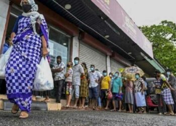 ना गॅस, ना औषध, 12-12 तास वीजपुरवठा खंडित ; श्रीलंकेतील परिस्थिती बिकट