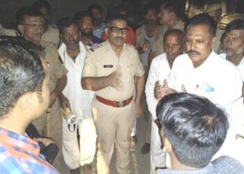 व्हॉटस्अ‍ॅप स्टेटसवरून जळगावमध्ये दोन गटांमध्ये दगडफेक