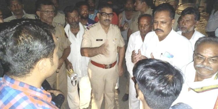 व्हॉटस्अ‍ॅप स्टेटसवरून जळगावमध्ये दोन गटांमध्ये दगडफेक