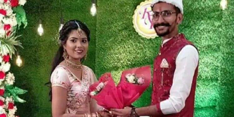 दुर्दैवी ! झाड अंगावर पडल्याने नवविवाहित जोडप्यासह भाचीचा मृत्यू