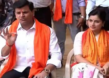 ‘या’ कारणामुळे राणा दाम्पत्य मातोश्रीवर जाणार नाही