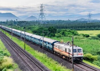 प्रवाशांसाठी आनंदाची बातमी ! मुंबईहून भुसावळकडे येण्यासाठी २० उन्हाळी विशेष गाड्या