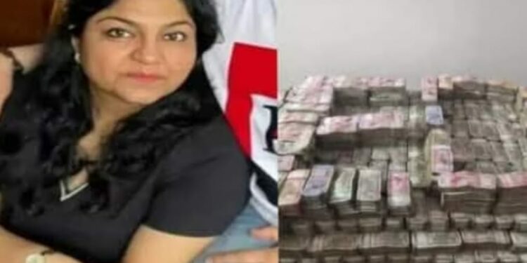 आयएएस अधिकाऱ्यावर कारवाई दरम्यान ईडीला सापडला नोटांचा खच ; मोठी कारवाई