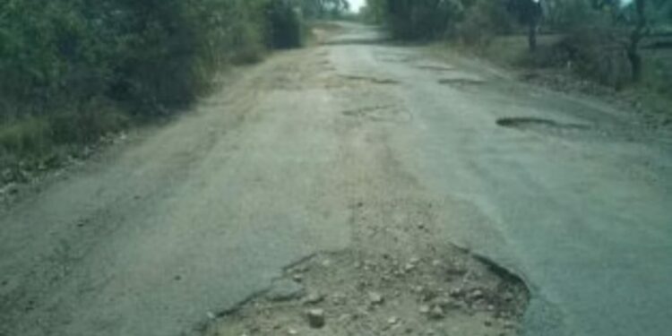 नवीन मुक्ताबाई मंदिर ते मुक्ताईनगरपर्यंत रस्ता रुंदीकरणाचा मार्ग मोकळा