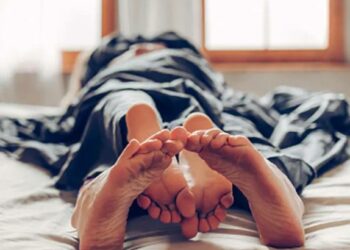 धक्कादायक! पतीच्या अनैसर्गिक शारीरिक संबंधामुळे पत्नीला गमवावा लागला जीव