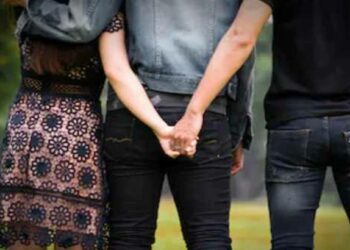 अरे देवा! PUBG खेळताना मुलगी एक नव्हे दोन मुलांच्या प्रेमात पडली, नंतर काय झालं वाचा?