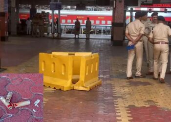पुणे रेल्वे स्थानकात बॉम्ब सदृश्य वस्तू आढळल्याने खळबळ