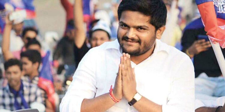 गुजरात निवडणुकीपूर्वी काँग्रेसला धक्का ; हार्दिक पटेलने दिला राजीनामा, कारणही सांगितले?