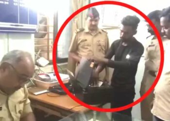 जामनेर तालुक्यातील तरुणाचा नकली नोटा छापण्याचा पराक्रम; प्रात्यक्षिक VIDEO पाहून पोलिसही चक्रावले