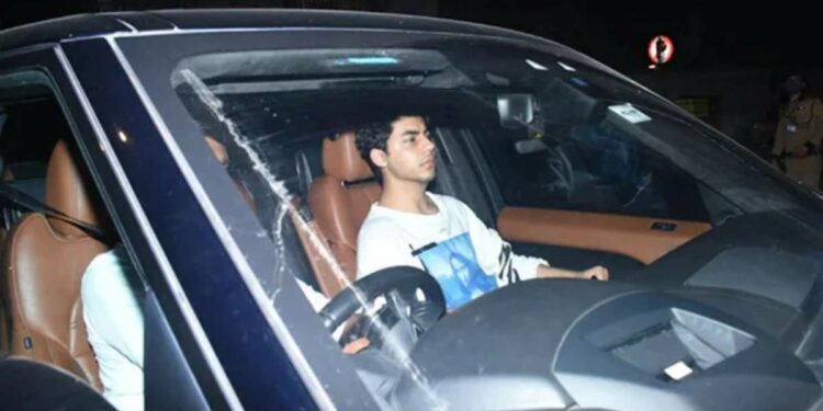 ड्रग्ज प्रकरणात शाहरुख खानचा मुलगा आर्यनला क्लीन चिट