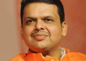 देवेंद्र फडणवीस उपमुख्यमंत्री पदाची शपथ घेणार!